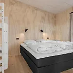 5 Bedroom Stunning In 度假居 Hadsund
