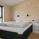 5 Bedroom Stunning In 度假居 Hadsund
