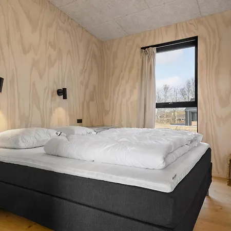 5 Bedroom Stunning In Tatil Evi Hadsund
