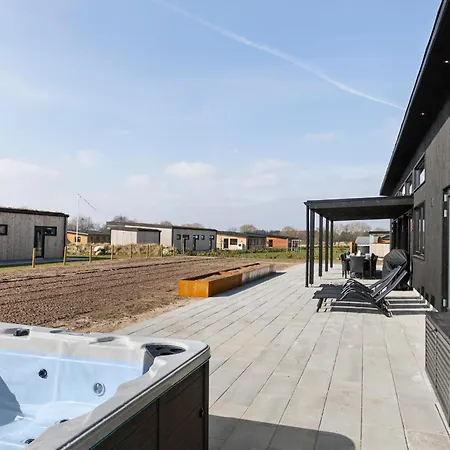 Tatil Evi 5 Bedroom Stunning In Hadsund