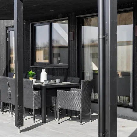 5 Bedroom Stunning In